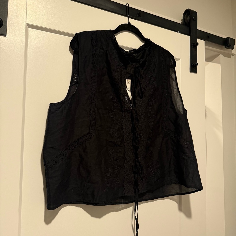 NWT Zara Lace Cropped Tank